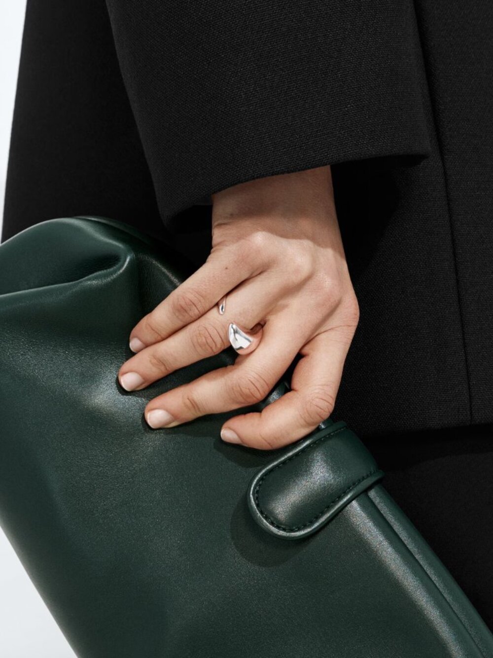Bottega Veneta Prisma Sculptural Silver Ring Size 7
